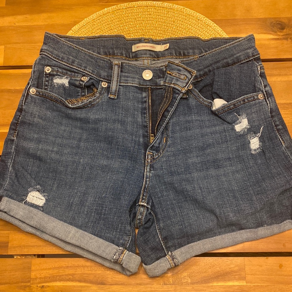 Levi’s jean shorts